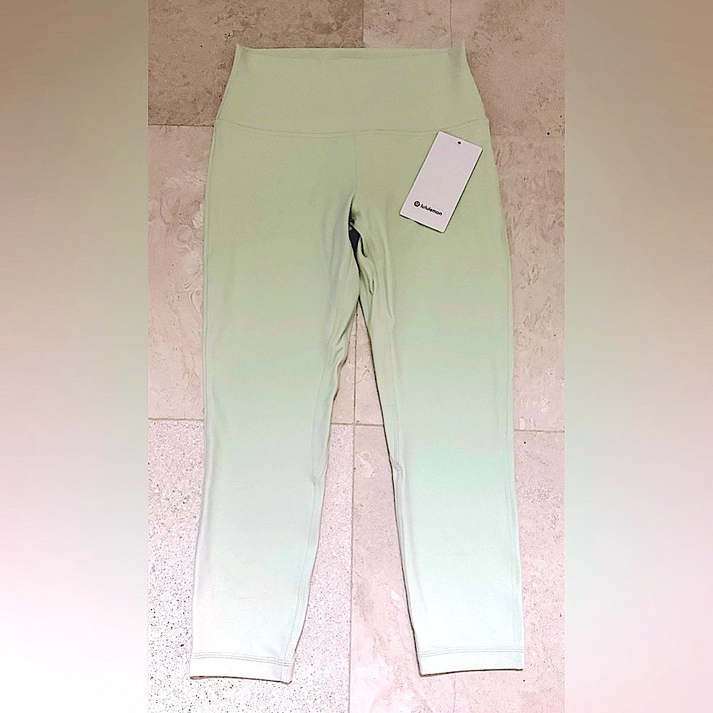 NWT lululemon Align HR crop 23” Green Leggings